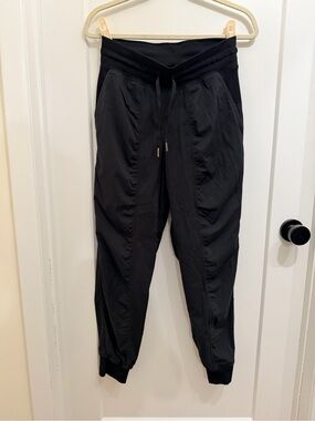 lululemon athletica Women's Dance Studio Jogger